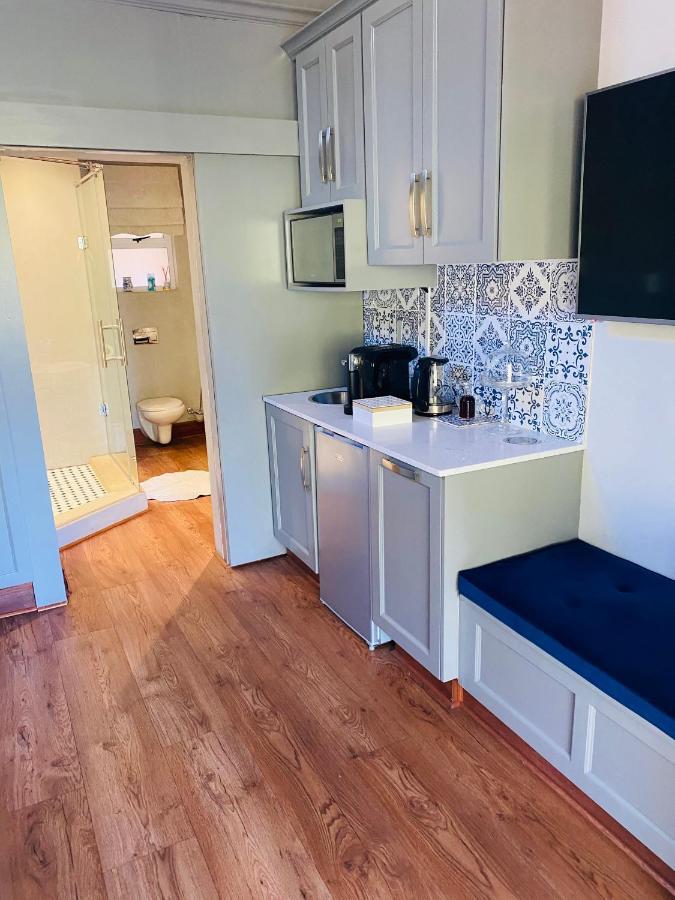 Bella Blue Guesthouse Bloemfontein Extérieur photo