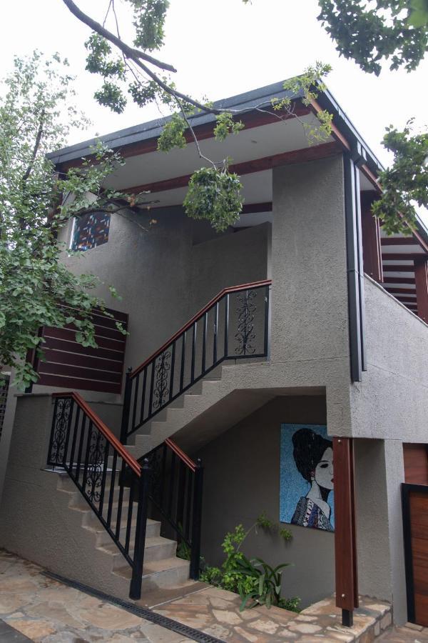 Bella Blue Guesthouse Bloemfontein Extérieur photo